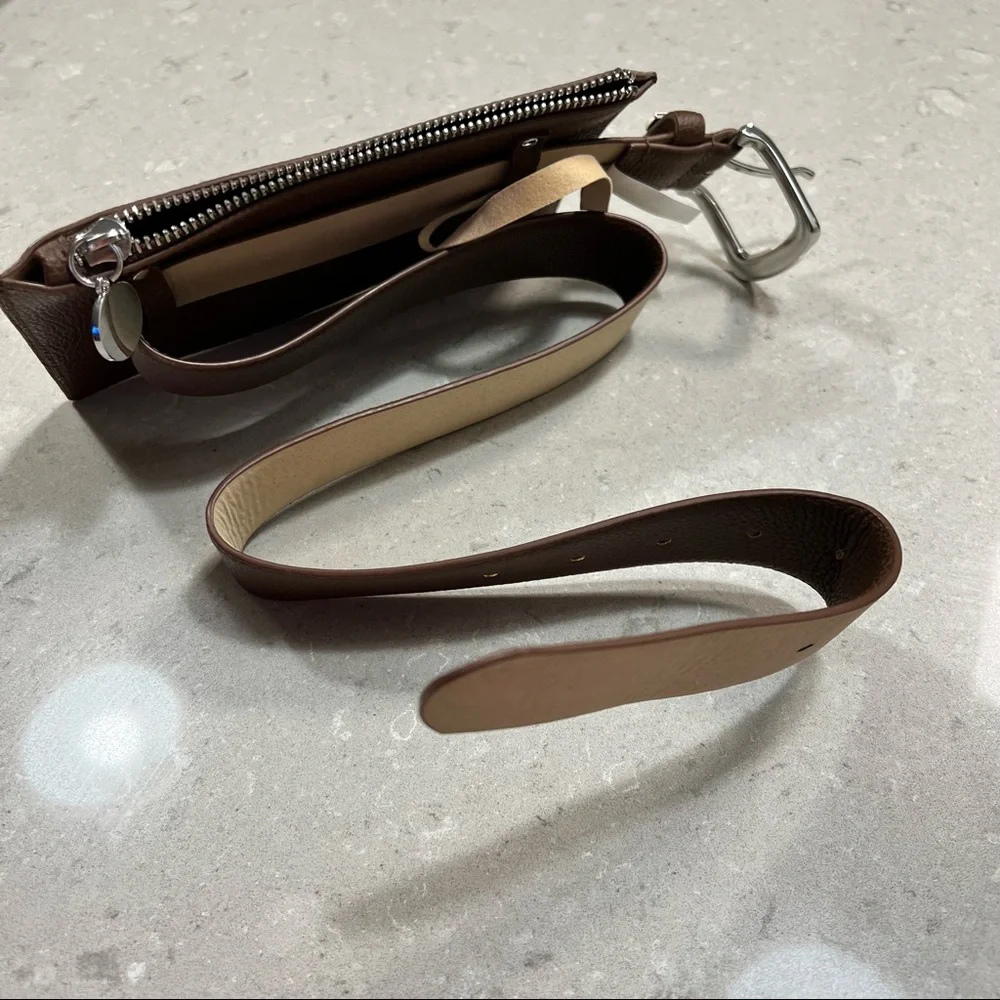 Vince camuto belt bag - Picture 3 of 4